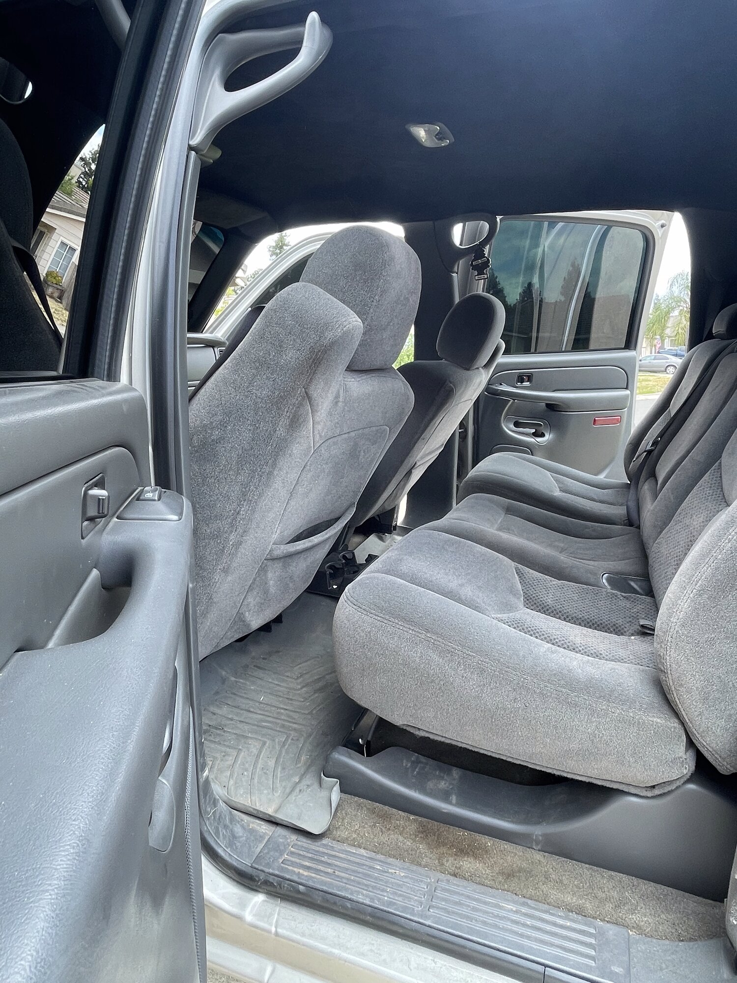 Clean cloth rear seat after interior detail